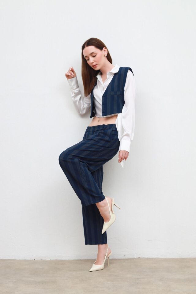 Kalın Çizgili Yelekli Takım mavi - M