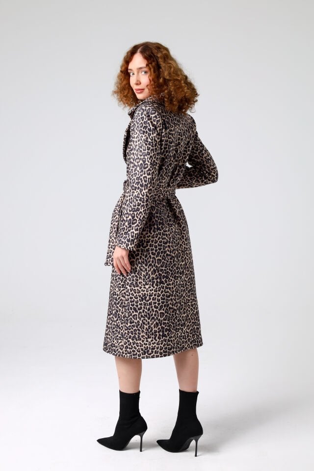 Leopar Baskılı Kaban