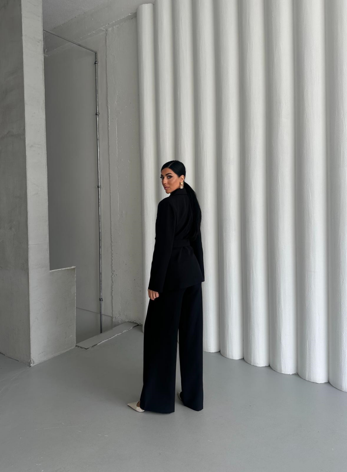 Zincir Kemer Detaylı Ceket Pantolon Takım - Siyah