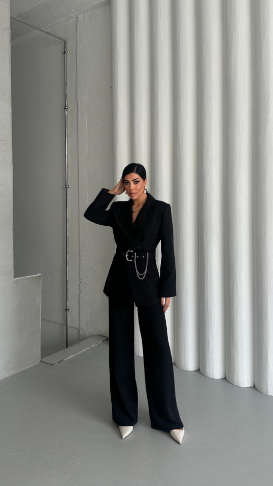 Zincir Kemer Detaylı Ceket Pantolon Takım - Siyah