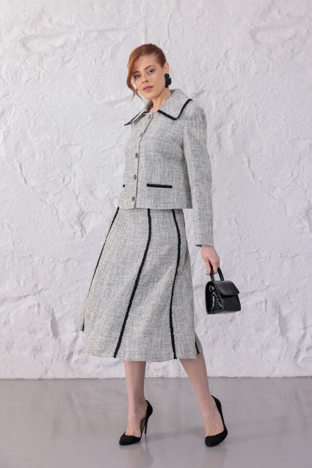 Gri Bebe Yaka Tüvit Ceket Etek Takımı - Siyah Şerit Detaylı İkili Takım