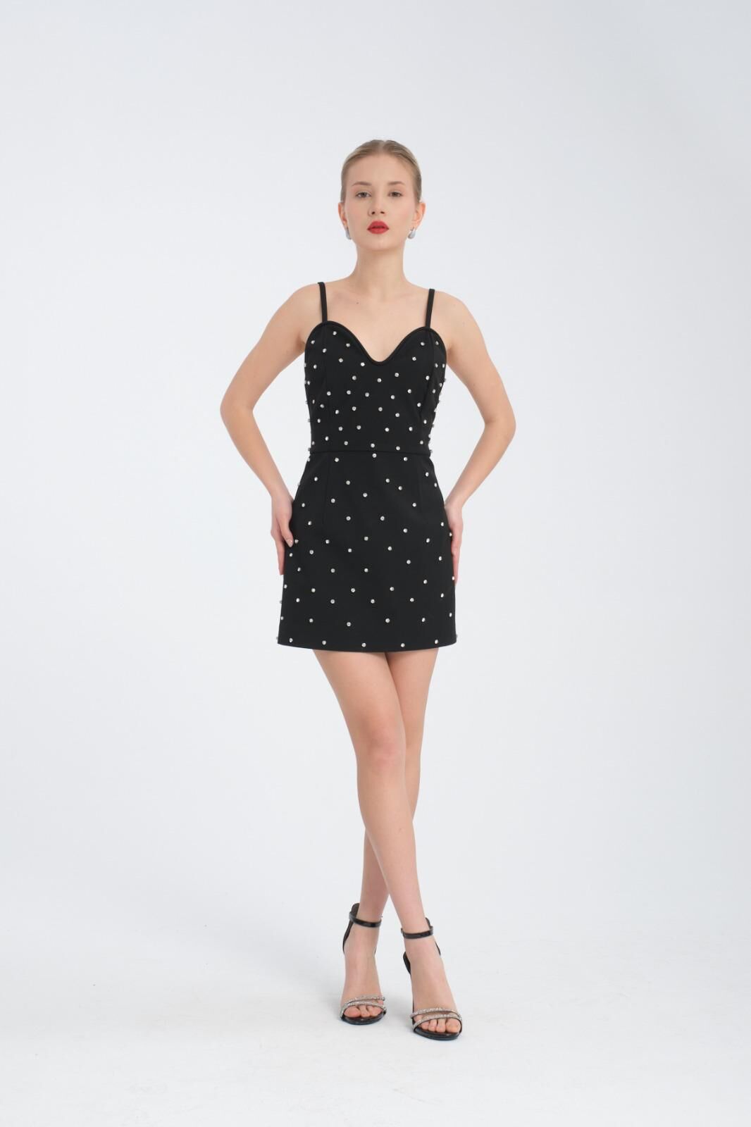 Taşlı Büstiyer Yaka Detaylı Mini Elbise- Işıltılı Taş İşlemeli Siyah Elbise